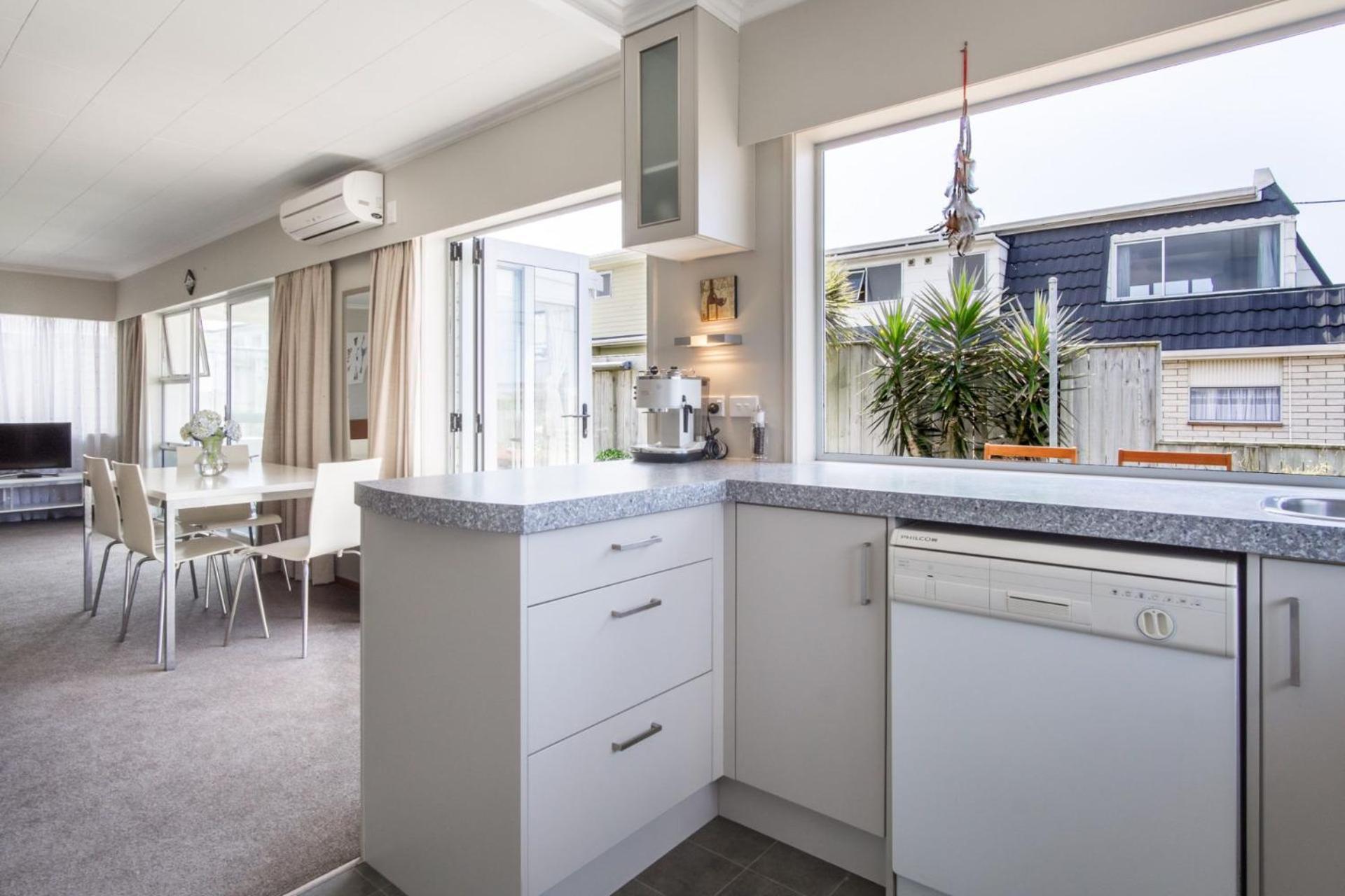 Sea Breeze On Belt By Coastal Walkway Villa New Plymouth Eksteriør bilde